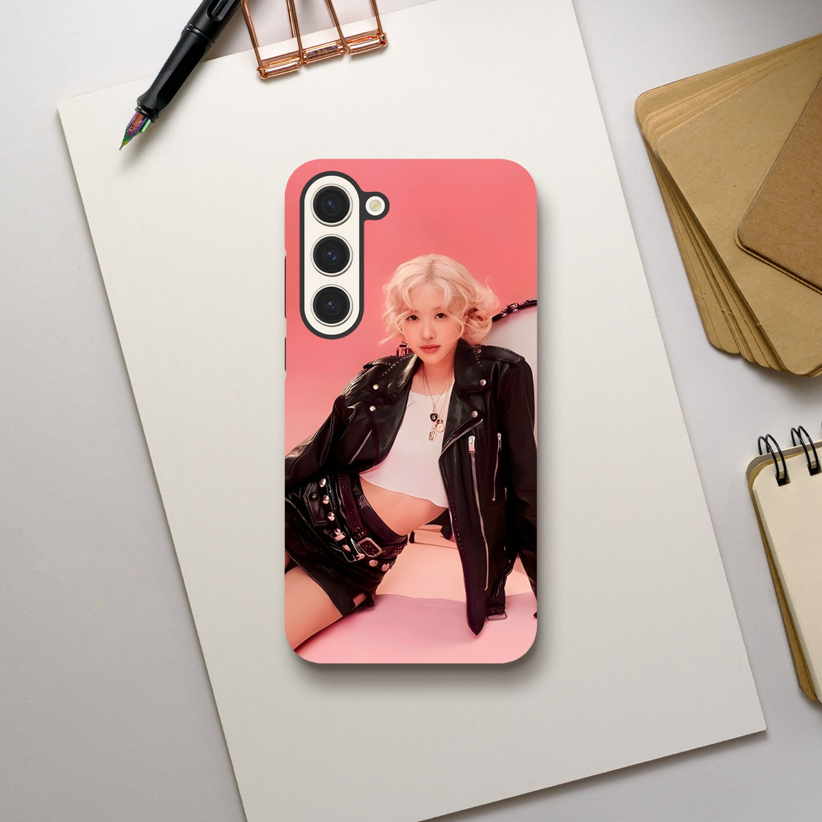 Aesthetic Rosé Blackpink Samsung case combining style and protection