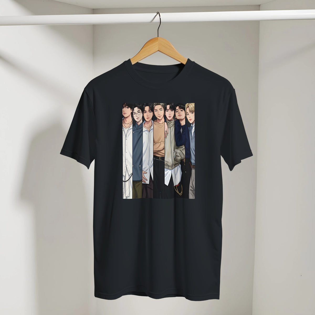 Front‑print T‑shirt featuring BTS seven stylised figures
