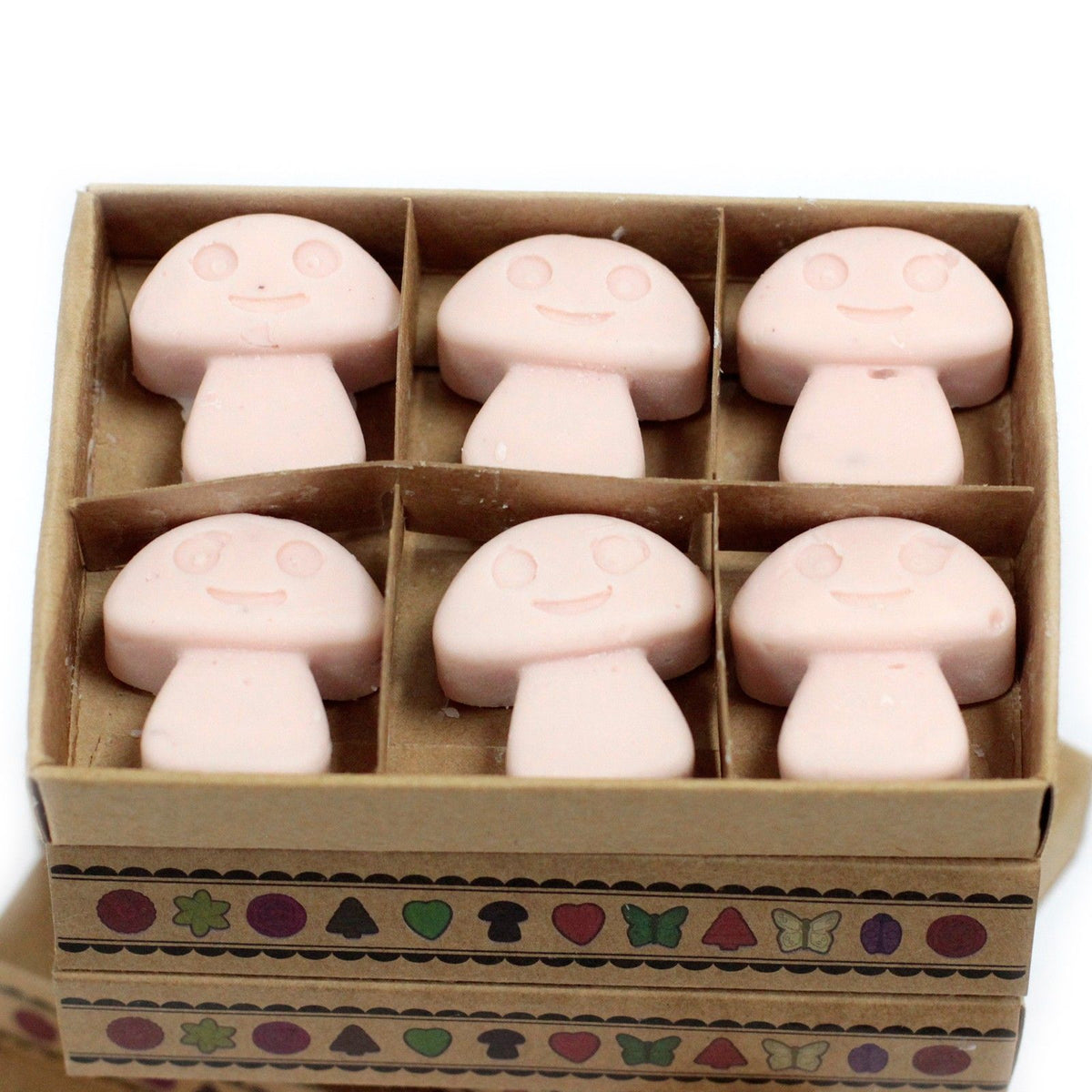 Hand‑poured Dark Sandalwood wax melts with warm woody fragrance