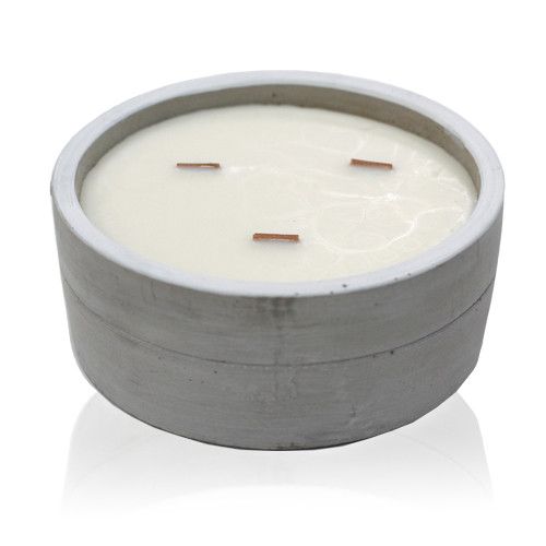 Patchouli and dark amber concrete candle with crackling wooden wick